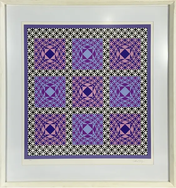 Foto de um(a) Victor Vasarely (1906-1997) - Serigrafia a cores exemplar 166 de 250, assinado a mão pelo artista, da categoria de Serigrafia. Victor Vasarely. Serigrafia a cores exemplar 166 de 250, medindo 70 x 65 cm (obra) e 91 x 85 cm (com sua linda moldura).... Vendido no marketplace Trésors.