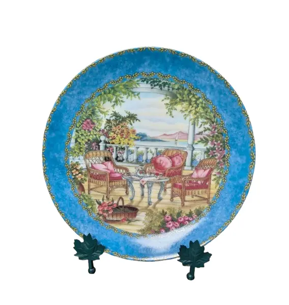 Foto de um(a) Prato Decorativo Porcelana Alemã Gloria Bavaria - Coleção Provence "Tea Time", da categoria de Pratos Decorativos. Exclusivo prato decorativo em legítima porcelana de alta qualidade (Fine Porcelain), produzido pela tradicional manufatura... Vendido no marketplace Trésors.