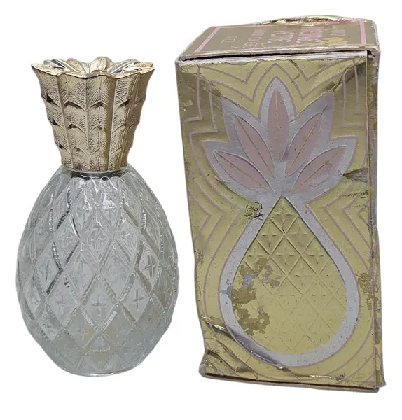 Foto de um(a) Perfume Avon Abacaxi Vintage, da categoria de Outros colecionáveis. Perfume Avon Abacaxi vintage. Mostrado de uma perspectiva diferente. Vendido no marketplace Trésors.