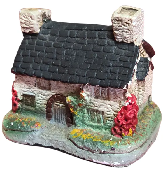 Foto de um(a) Mini Casinhas Colecionáveis Década de 70 - Veranna Bavaria, da categoria de Outros colecionáveis. Mini casinhas colecionáveis década de 70 - Veranna Bavaria Belíssimas miniaturas produzidas em gesso, com o clássico estilo... Mostrado de uma perspectiva diferente. Vendido no marketplace Trésors.