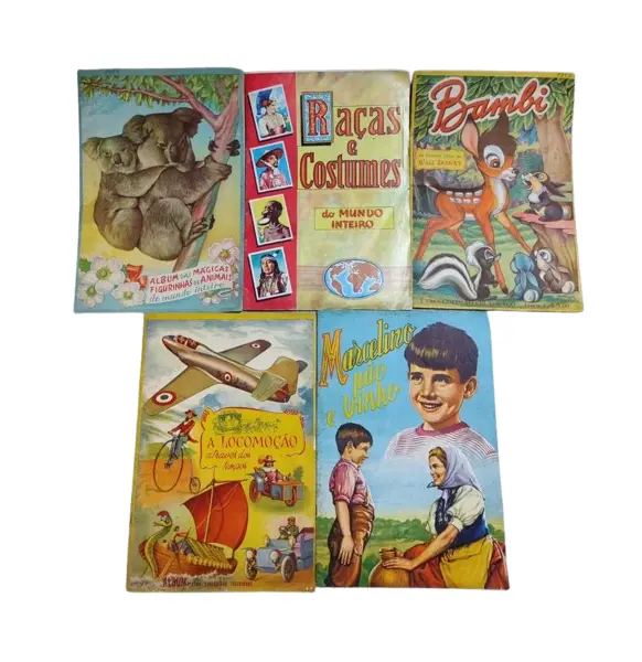 Foto de um(a) Colecionismo, Álbum de Figurinhas, Década de 1950, da categoria de Figurinhas. Colecionismo começava na infância nos anos 1950: álbuns de figurinhas colecionáveis. Cinco exemplares preservados: - bambi.... Vendido no marketplace Trésors.