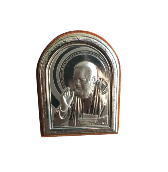 Foto de um(a) Arte Sacra Antigo Santo Miniatura Prata De Lei Contrastada, da categoria de Objetos religiosos e espirituais. Medindo 8x6cm. Vendido no marketplace Trésors.