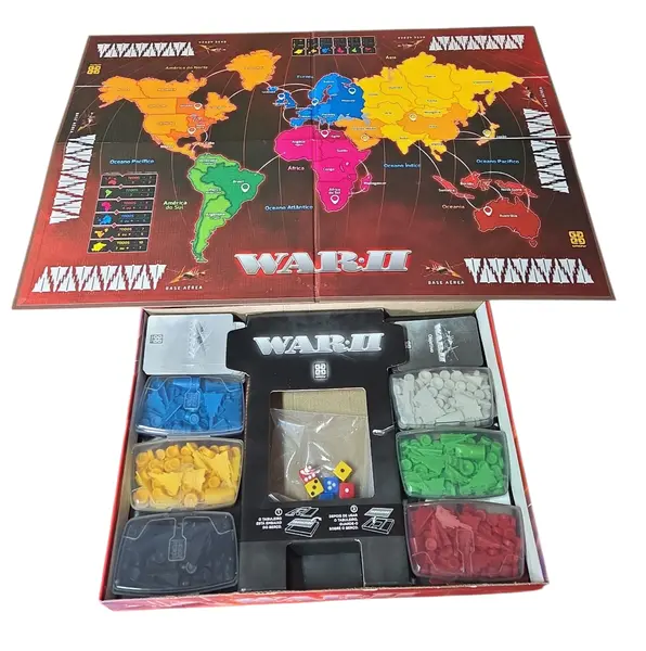 Foto de um(a) War II: O Jogo da Estratégia com Batalhas Aéreas, da categoria de Jogos de tabuleiro. O melhor jogo de estratégia de todos os tempos ganhou uma nova dimensão. Em War II, a guerra não é decidida apenas por... Mostrado de uma perspectiva diferente. Vendido no marketplace Trésors.
