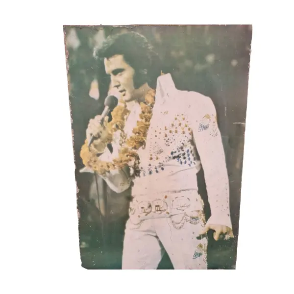 Foto de um(a) Poster Elvis Presley Década de 60, da categoria de Impressões. Elvis Presley, Expresso na litografia, em madeira, poster original anos 60 70. Vendido no marketplace Trésors.