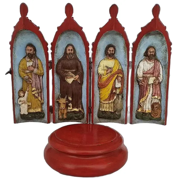 Foto de um(a) Antigo oratório de viagem (oratório Bala). Os 4 apóstolos., da categoria de Objetos religiosos e espirituais. Raro oratório bala ou de viagem com os 4 apóstolos.(Matheus,Lucas,João e Marcos). Oratório bala é um tipo de oratório... Vendido no marketplace Trésors.