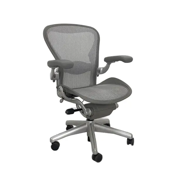 Foto de um(a) Herman Miller - Aeron B - Cinza, da categoria de Cadeiras de escritório. Consideradas as melhores cadeiras de escritório do mundo. A cadeira Aeron B da Herman Miller é uma obra-prima do design... Vendido no marketplace Trésors.