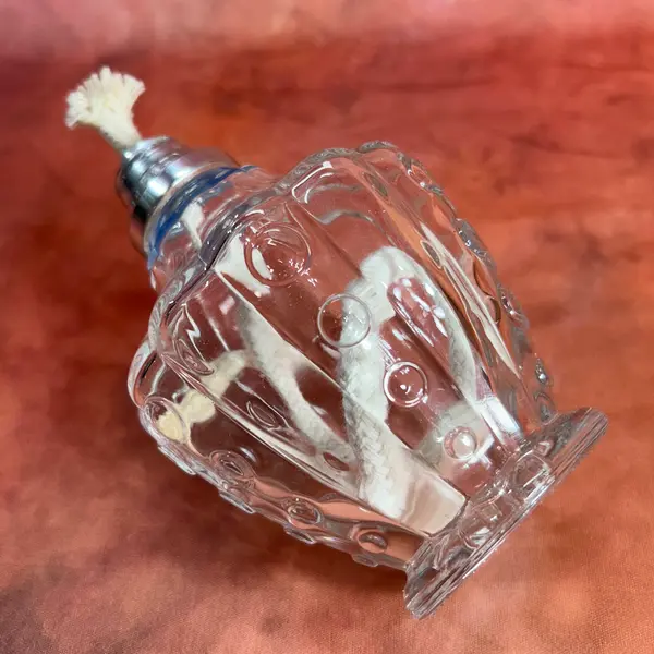 Foto de um(a) La Lampe Maison Berger Paris - Aromatizador, da categoria de Castiçais. sistema de difusor por catálise LAMPE BERGER PARIS tem o poder único de desodorizar e purificar o ar, usado em ambientes... Mostrado de uma perspectiva diferente. Vendido no marketplace Trésors.