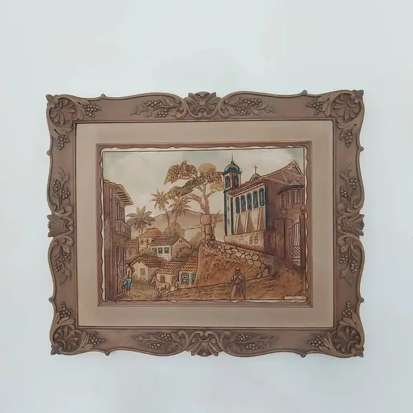 Foto de um(a) Quadro em alto relevo, da categoria de Pinturas. Belissimo quadro em alto relevo com linda moldura em resina imitando madeira Medidas: Comprimento 51,5 cm x altura 43,5 cm. Mostrado de uma perspectiva diferente. Vendido no marketplace Trésors.