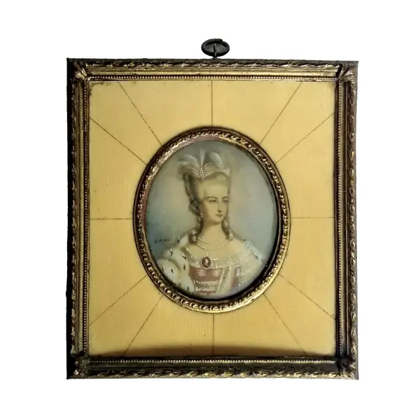 Foto de um(a) Antiga Pintura Retrato Miniatura Sobre Marfim, Dama Vitoriana, Séc XIX/XX, da categoria de Pinturas. Antiga Pintura de Retrato em Miniatura. Peça Européia, período transicional século XIX/XX (1890-1920). Pintura sobre placa... Vendido no marketplace Trésors.