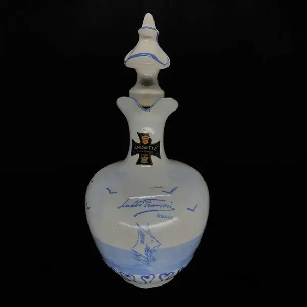 Foto de um(a) Antiga Rara Garrafa De Licor Porcelana Francesa Azul Branco, da categoria de Garrafas. Antiga garrafa em porcelana francesa, clássica na cor azul e branco, belíssima decoração naval pintada à mão. Super... Mostrado de uma perspectiva diferente. Vendido no marketplace Trésors.