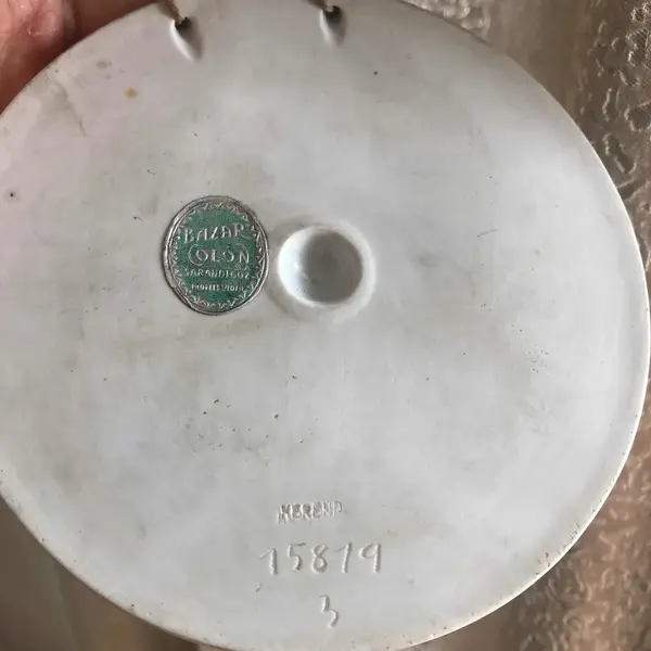 Foto de um(a) Antiga Placa Escultura De Parede Händel Em Porcelana Herend, da categoria de Objetos de parede. Herend. Antiga placa de parede feita à mão em porcelana artística húngara da famosa manufatura Herend. Representando o... Mostrado de uma perspectiva diferente. Vendido no marketplace Trésors.