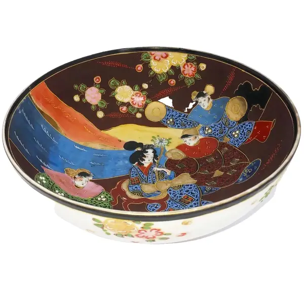 Foto de um(a) Antigo Grande Bowl Centro De Mesa Porcelana Japonesa Satsuma, da categoria de Travessas e tigelas. Satsuma. Antigo e grande bowl, lindo para um centro de mesa, em porcelana japonesa Satsuma Imperial. Pintura feita à mão em... Vendido no marketplace Trésors.