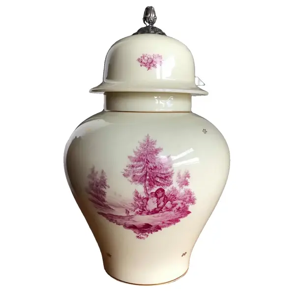Foto de um(a) Antigo Raro Potiche Em Porcelana Alemã Rosenthal, da categoria de Vasos e recipientes. Rosenthal. Antigo potiche em porcelana artística alemã, da renomada manufatura Rosenthal, uma das melhores porcelanas do... Vendido no marketplace Trésors.