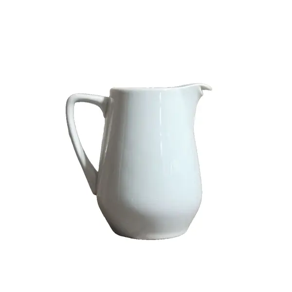 Foto de um(a) Cremeira Porcelana Steatita, Década de 1940, da categoria de Cremeiras. Cremeira em porcelana branca lisa, década de 1940 porcelana steatita. A: 10cmL alça até o bico: 11cm D: 8cm. Vendido no marketplace Trésors.