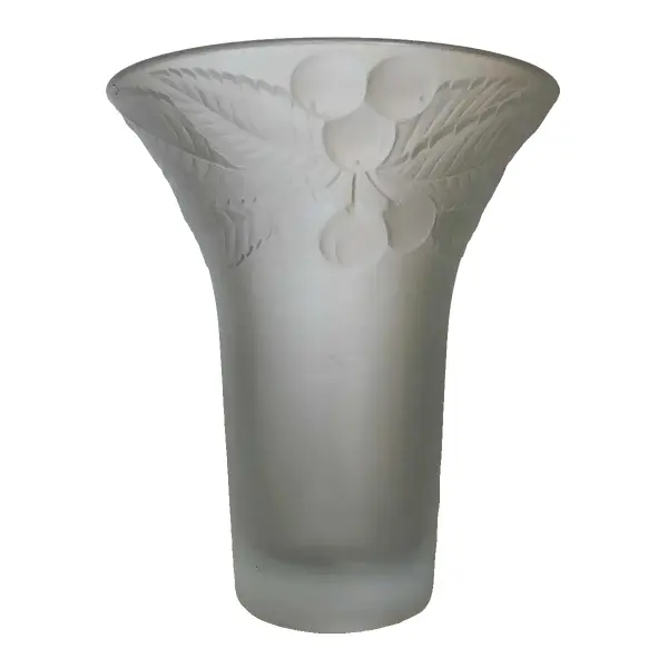 Foto de um(a) Antigo Lindo Vaso Art Deco Vidro Artístico Satiné Francês, da categoria de Vasos. Antigo e lindo vaso francês em vidro artístico ricamente moldado e prensado, trabalho feito a ácido, com folhas e frutos em... Vendido no marketplace Trésors.