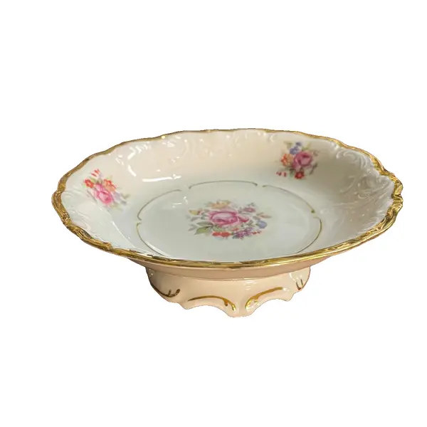 Foto de um(a) Antigo Prato Fruteira Centro De Mesa Porcelana Polonesa Kpm, da categoria de Travessas e tigelas. ~ KPM ~ Receba toda a delicadeza dessa linda peça em porcelana artística polonesa. Ela é uma fruteirinha, ótima para servir... Vendido no marketplace Trésors.