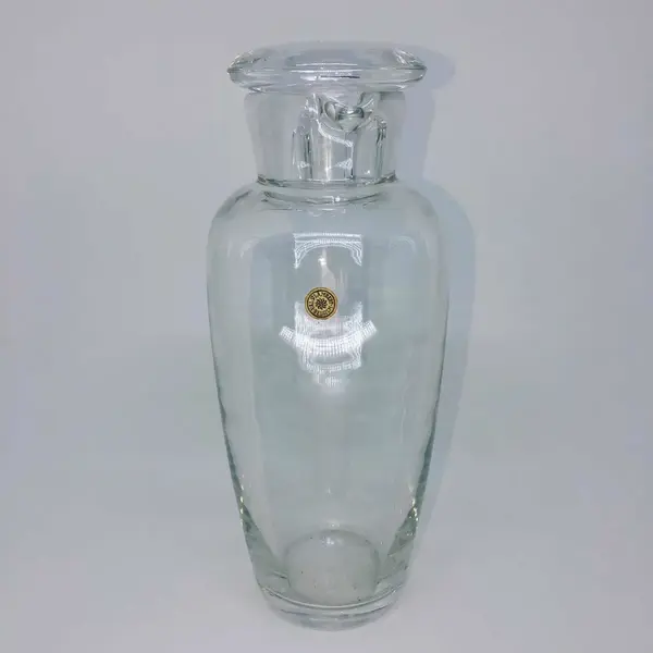 Foto de um(a) Antiga Rara Garrafa Coqueteleira Cristal Val Saint Lambert, da categoria de Garrafas. Val Saint Lambert. Linda garrafa, coqueteleira Art Deco, em cristal translúcido e com incrível brilho natural, da famosa... Mostrado de uma perspectiva diferente. Vendido no marketplace Trésors.
