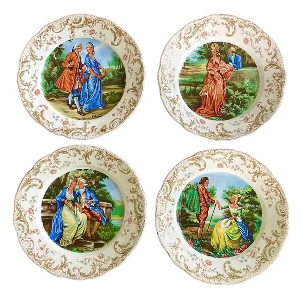Foto de um(a) Antigos Pratos Decorativos Porcelana Inglesa John Maddock, da categoria de Pratos Decorativos. John Maddock & Sohns - Royal Vitreous. Antigo e lindo conjunto com quatro pratos decorativos em porcelana artística inglesa.... Vendido no marketplace Trésors.