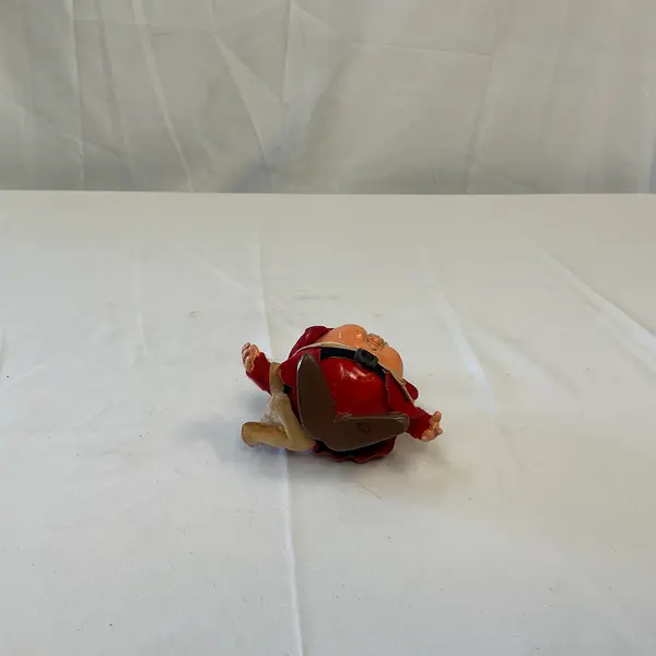 Foto de um(a) Duende Além da Lenda Antigo, da categoria de Bonecos de arte. Duende Além da lenda antigo, com todos os aspectos originais de fábrica e roupa original. Mostrado de uma perspectiva diferente. Vendido no marketplace Trésors.