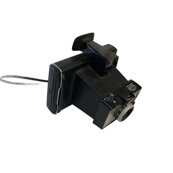 Foto de um(a) Câmera Antiga Polaroid 195x, da categoria de Câmeras fotográficas. Camera Antiga Polaroid 195x, precursora das Polaroids. Origem anos 50 60, em baquelite e metal, não funciona. Vendido no marketplace Trésors.