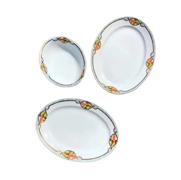Foto de um(a) Antigo Trio De Travessas Em Porcelana Japonesa Meito China, da categoria de Travessas e tigelas. Meito China, manufatura fundada em 1908. Antigo trio de travessas em fina porcelana japonesa, pintadas à mão e acabamento... Vendido no marketplace Trésors.