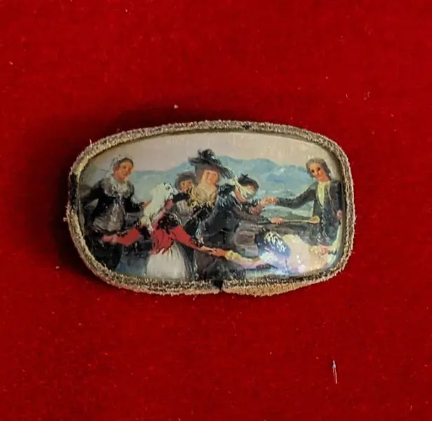 Foto de um(a) Broche Renascentista, da categoria de Outros colecionáveis. Broche personalizado a partir de lentes de vidro com borda em camurça, com imagem imagem renascentista peça única pelo... Mostrado de uma perspectiva diferente. Vendido no marketplace Trésors.