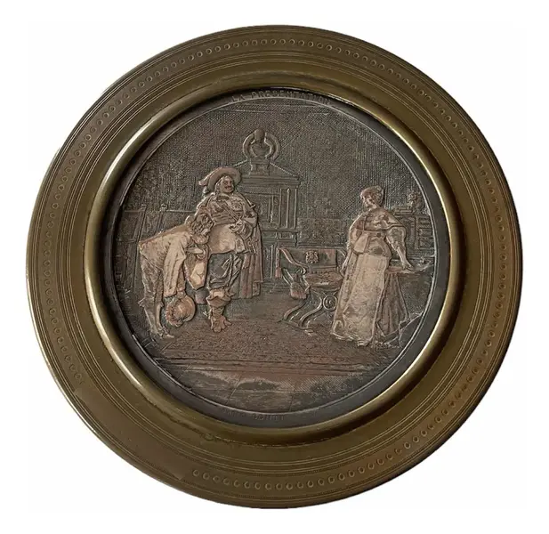 Foto de um(a) Antiga Caixa Porta Joias Artístico Bronze E Prata Assinado, da categoria de Porta-Jóias. Antiga caixa francesa porta joias em bronze trabalhado. Peça feita à mao e assinada.Super versátil e decorativa para um... Mostrado de uma perspectiva diferente. Vendido no marketplace Trésors.