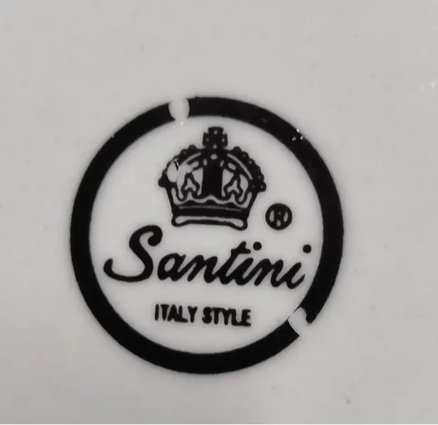 Foto de um(a) Prato Natalino, Santini, Made In Italy, Década de 1990, da categoria de Pratos Decorativos. Prato decorativo natalino, porcelana policromada. Da conhecida marca italiana santini, década de 1990. Diâmetro: 27,5 cm... Mostrado de uma perspectiva diferente. Vendido no marketplace Trésors.