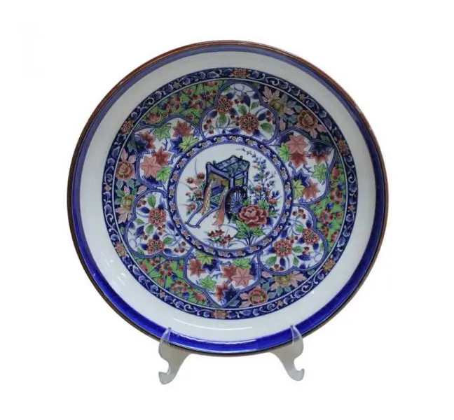 Foto de um(a) Centro de mesa em cerâmica vitrificada, da categoria de Centro de mesa. Exuberante centro de mesa em cerâmica vitrificada, pintada à mão com motivos florais em policromia, barrado externo de... Mostrado de uma perspectiva diferente. Vendido no marketplace Trésors.