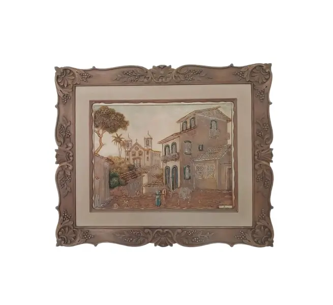 Foto de um(a) Quadro em alto relevo, da categoria de Pinturas. Belissimo quadro em alto relevo com linda moldura em resina imitando madeira. Medidas: comprimento 51,5 cm x altura 43,5 cm. Vendido no marketplace Trésors.