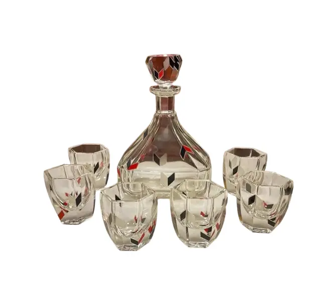 Foto de um(a) Antigo Conjunto Garrafa Licoreira Cristal Bohemia Karl Palda, da categoria de Garrafas. Karl Palda - Bohemia Glass. Antigo e especial conjunto em cristal Tcheco. Composto por uma garrafa/licoreira e seis... Vendido no marketplace Trésors.