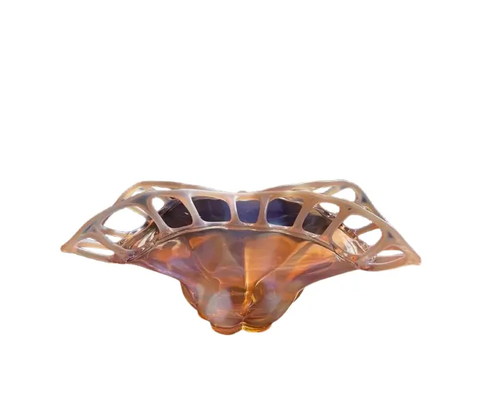 Foto de um(a) Antigo Raro Bowl Centro De Mesa Murano Opalescente Seguso, da categoria de Centro de mesa. Seguso. Para os amantes de peças exclusivas, essa é muito especial. Antigo e incomum centro de mesa/bowl decorativo em... Vendido no marketplace Trésors.