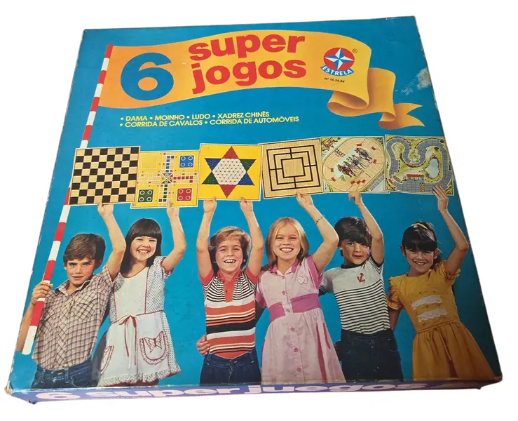 Foto de um(a) 6 Super Jogos - Estrela (Série Especial), da categoria de Jogos de tabuleiro. Esta é uma coletânea clássica da Manufatura de Brinquedos Estrela S.A., que reúne seis modalidades diferentes de... Vendido no marketplace Trésors.