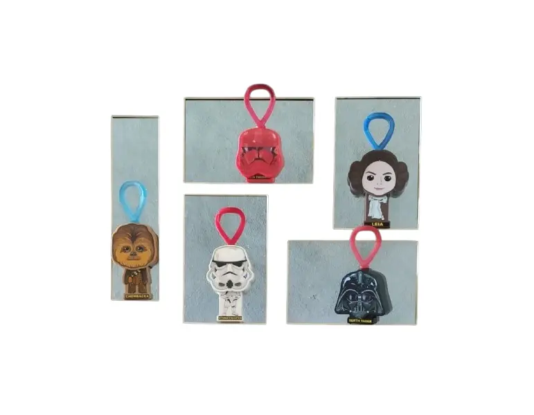 Foto de um(a) Coleção Star Wars - Mc Donald's, da categoria de Memorabilia de mídia e entretenimento. Coletânea de colecionáveis star wars - mcdonald's, de 2019, made in china A: 12.5cm L: 5cm aproximadamente. Vendido no marketplace Trésors.