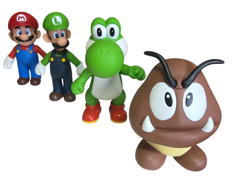 Foto de um(a) Conjunto 4 Figuras Super Mario, da categoria de Figuras de ação. Leve a magia do Reino dos Cogumelos para a sua coleção ou decoração com este excelente lote contendo 4 figuras clássicas da... Mostrado de uma perspectiva diferente. Vendido no marketplace Trésors.
