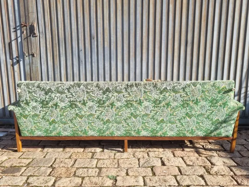 Foto de um(a) Sofá em caviuna - Carlo Fongaro, da categoria de Sofás. Raríssimo sofá de Carlo Fongaro, estado original de conservação, madeira caviuna, ajuda na catalogação da família do... Mostrado de uma perspectiva diferente. Vendido no marketplace Trésors.