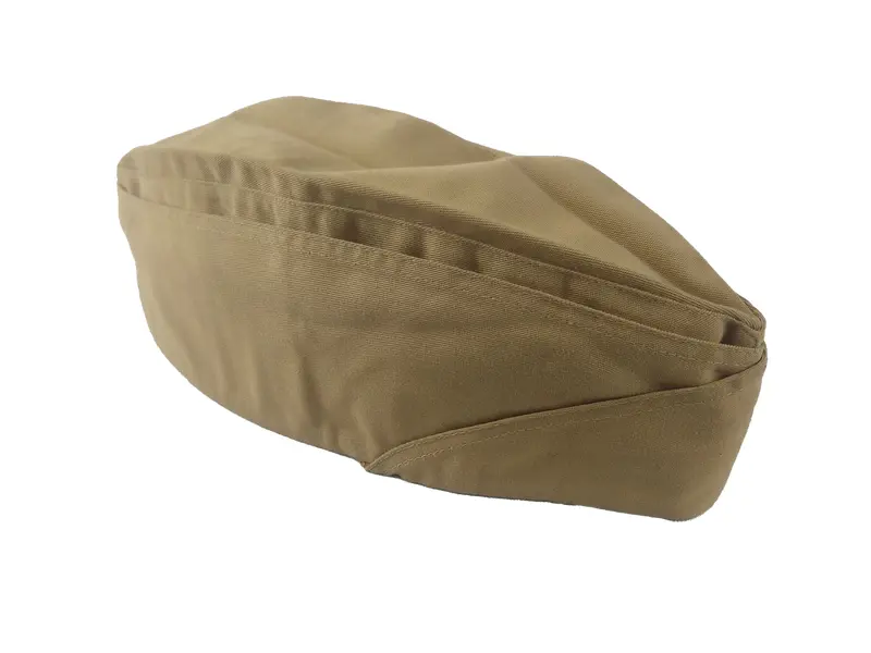Foto de um(a) Militaria - Bibico / Gorro Sem Pala Militar - Boina Militar, da categoria de Outras militarias. Militaria - Bibico / Gorro Sem Pala Militar Militaria - Bibico / Gorro Sem Pala Militar - Boina MilitarTecido na cor caqui. Vendido no marketplace Trésors.