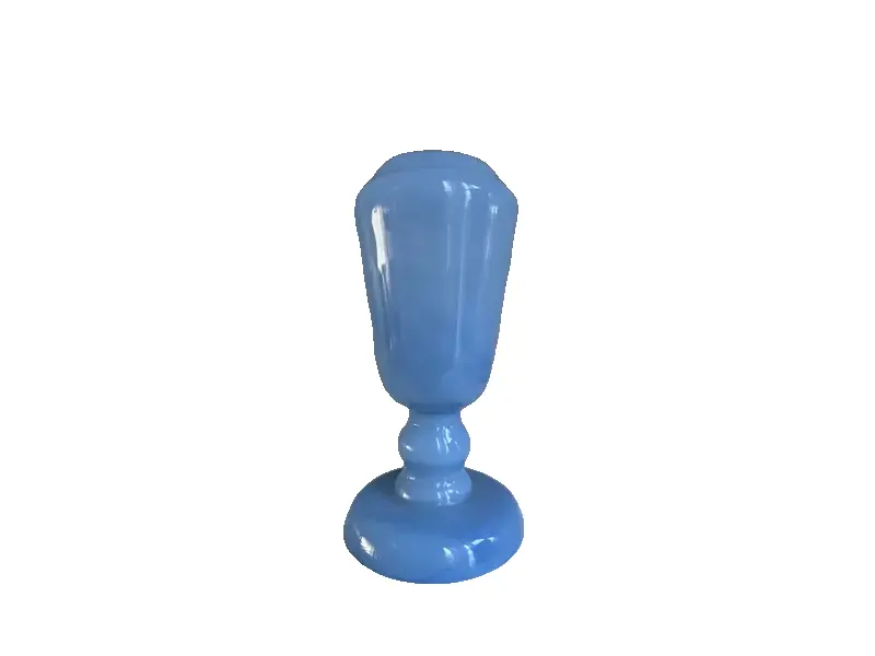 Foto de um(a) Vaso azul claro em opalina - anos 60, da categoria de Vasos. Vaso em opalina na cor azul claro fabricado na Europa, com base arredondada com detalhes circulares e boleados, e que se... Vendido no marketplace Trésors.