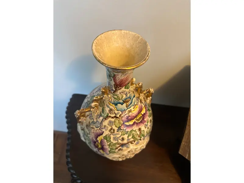 Foto de um(a) Elegante vaso em porcelana vitrificada - manufatura argentina, da categoria de Vasos. Elegante vaso em porcelana vitrificada, manufatura C.Y.P.A. – Cerámica y Porcelana Argentina, marcado na base com selo da... Mostrado de uma perspectiva diferente. Vendido no marketplace Trésors.