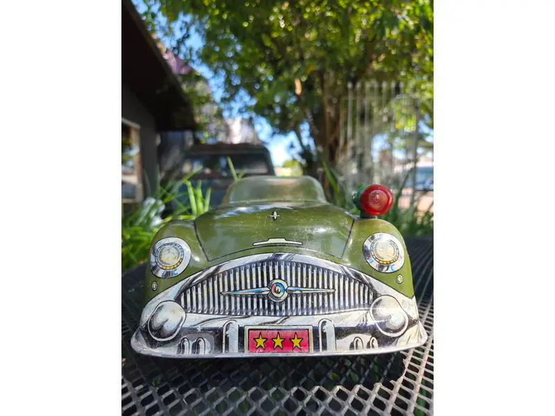Foto de um(a) Carrinho Americano Marx Com Command Car, da categoria de Carros e caminhões de brinquedo. Autêntico carrinho americano da renomada fabricante Marx, produzido entre as décadas de 1940 e 1950. Peça original de época,... Mostrado de uma perspectiva diferente. Vendido no marketplace Trésors.