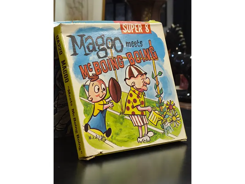 Foto de um(a) Filme Super 8 Maĝoo, da categoria de Projetores. Filmes Super 8 americanos, originais de época, destinados a projeção e coleção. Peças que representam um importante capítulo... Mostrado de uma perspectiva diferente. Vendido no marketplace Trésors.