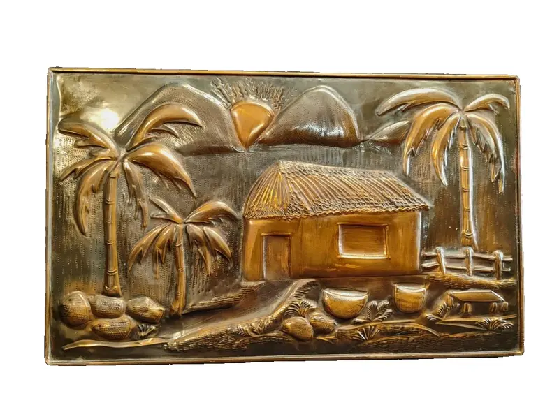 Foto de um(a) Quadro em Cobre Oxidado e Rebatido e Ferro, Paisagem Praiana Nordestina, Década de 2000, da categoria de Objetos de parede esculturais. Quadro com paisagem praiana nordestina, feito com folha de cobre oxidada, rebatido e com ótimo relevo e estrutura em baguete... Vendido no marketplace Trésors.