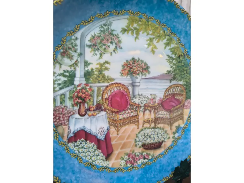 Foto de um(a) Prato Decorativo Porcelana Alemã Gloria Bavaria - Coleção Provence "The Fruit Cup", da categoria de Pratos Decorativos. Exclusivo prato decorativo em legítima porcelana de alta qualidade (Fine Porcelain), produzido pela tradicional manufatura... Mostrado de uma perspectiva diferente. Vendido no marketplace Trésors.