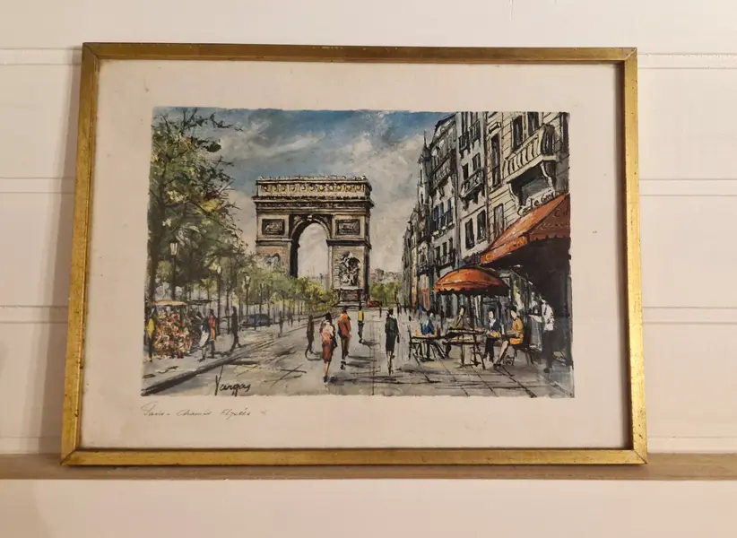 Foto de um(a) Belo par de gravuras antigas parisienses, da categoria de Pinturas. Lindo par de quadros emoldurados com vidro, com gravuras de meados do século XX retratando os principais pontos turísticos... Mostrado de uma perspectiva diferente. Vendido no marketplace Trésors.