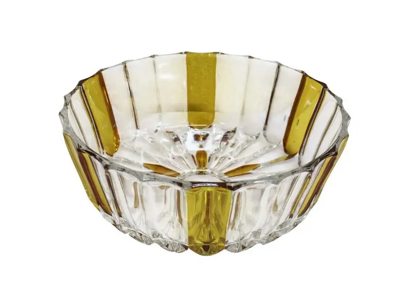 Foto de um(a) Conjunto com 6 peças para sobremesa em cristal facetado, da categoria de Conjuntos de servir. Delicado conjunto de 6 peças para sobremesa, possivelmente alemão em fino cristal translúcido facetado com detalhes âmbar.... Mostrado de uma perspectiva diferente. Vendido no marketplace Trésors.