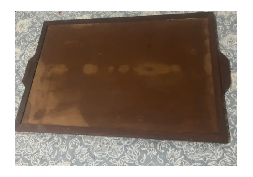 Foto de um(a) Carrinho de Chá em Jacarandá com Azulejos Portugueses – Peça Rara Vintage, da categoria de Carrinhos de bar e auxiliares. Carrinho de chá original dos anos 60, feito em jacarandá maciço, com dois tampos revestidos por azulejos portugueses Peça... Mostrado de uma perspectiva diferente. Vendido no marketplace Trésors.