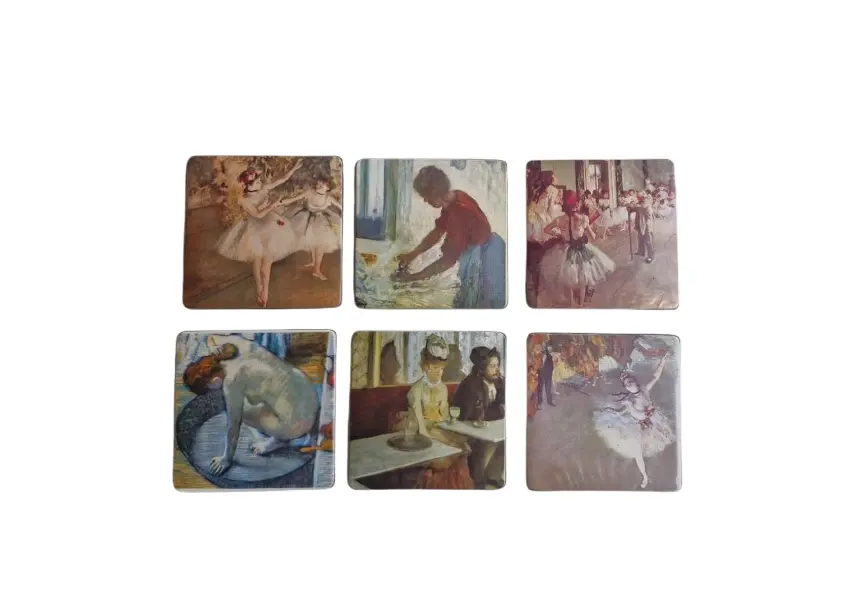 Foto de um(a) Belo conjunto de porta-copos - Pinturas francesas de Edgar Degas, da categoria de Porta-copos. Lindo conjunto de 6 porta-copos em couro, representando pinturas do artista francês Edgar Degas, um impressionista do século... Vendido no marketplace Trésors.