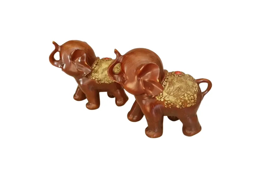 Foto de um(a) Lindos Elefantes Vintages de Bali, da categoria de Modelos e estatuetas. Este par de elefantes representa a Comunhão Espiritual e a Gratidão. O Arco da Conexão: Quando colocados de frente, as... Vendido no marketplace Trésors.