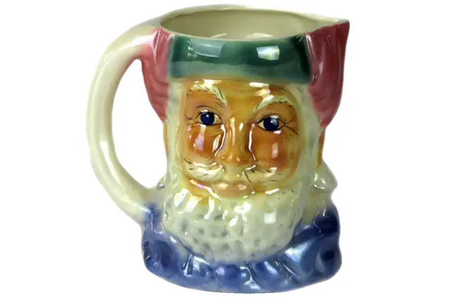 Foto de um(a) Caneca antropomórfica em louça na figura de Papai Noel, da categoria de Canecas. Imponente caneca antropomórfica em louça na figura de Papai Noel, pintada a mão em policromia. Peça para colecionador. Em... Vendido no marketplace Trésors.