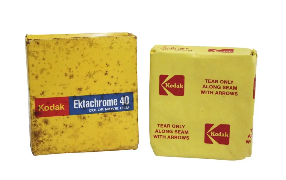 Foto de um(a) Antigo cartucho de filme KODAK EKTACHROME 40 super 8, da categoria de Outros colecionáveis. Antigo cartucho de filme KODAK EKTACHROME 40 super 8. Possui uma velocidade de ASA 40. Item para colecionador. Sem... Vendido no marketplace Trésors.